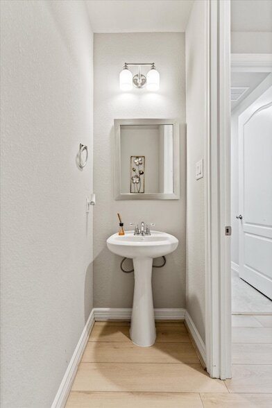 Building Photo - 32067 August Woods Wy