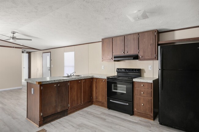 Building Photo - 4005 Colorado Ave