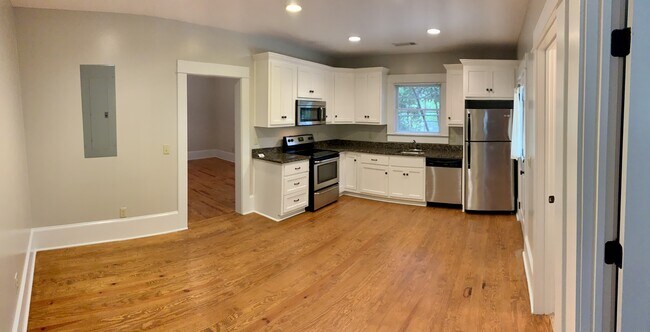 Building Photo - 142 Hiawassee Ave