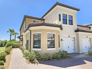 Building Photo - 10031 Crooked Crk Dr