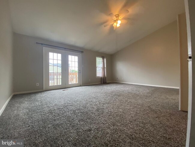 Building Photo - 12625 Kempston Ln