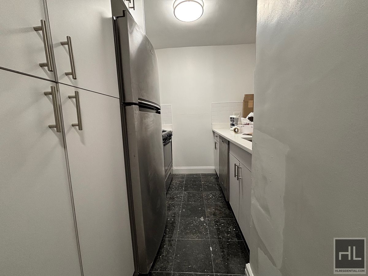 Building Photo - East 82nd Street