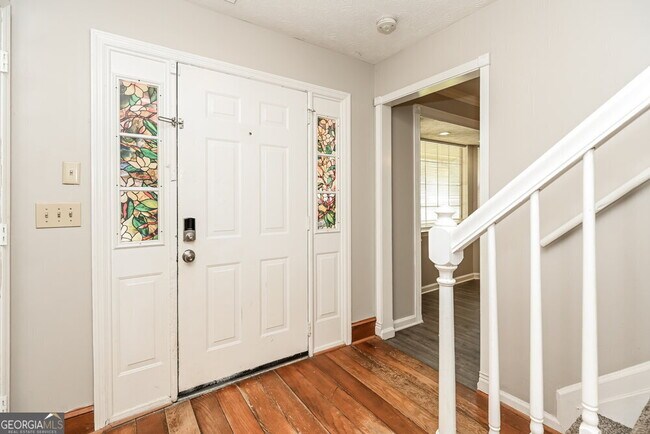 Building Photo - 1268 Brandl Dr SW