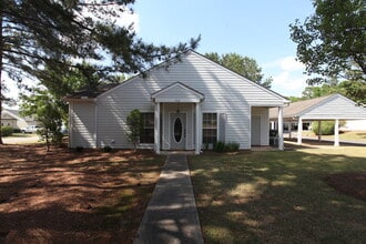 Building Photo - Residences of Central Park Available Fall 2026!