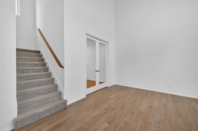 Building Photo - 10730 Aquila Star Dr
