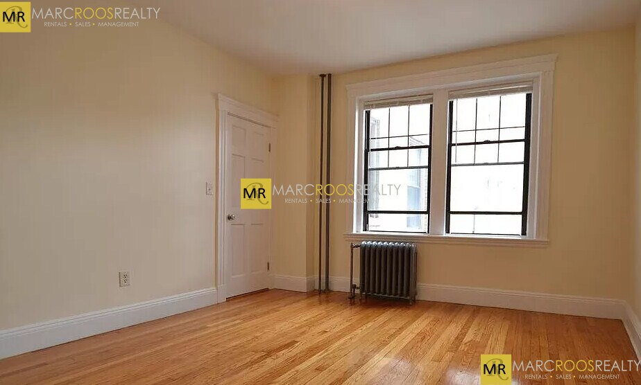 Building Photo - 2 Sutherland Rd