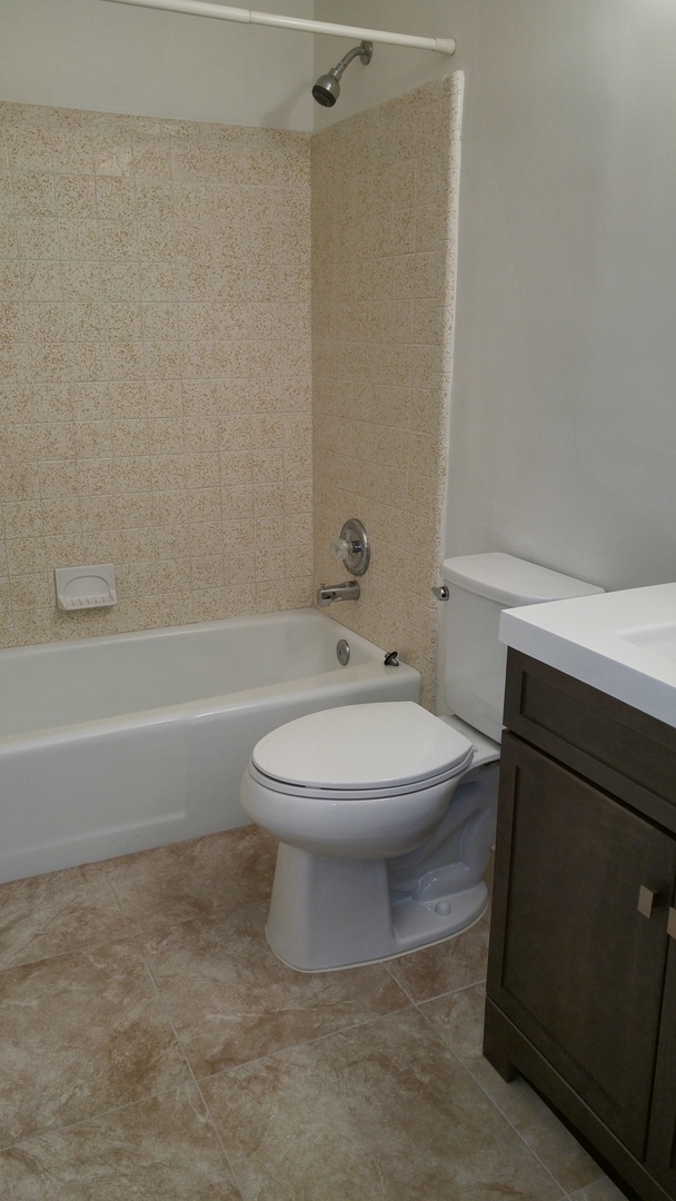 Building Photo - 3 Bedroom, 2 Bath in Idylwild area