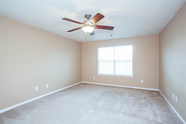 Building Photo - 4722 Silver Spruce Ln