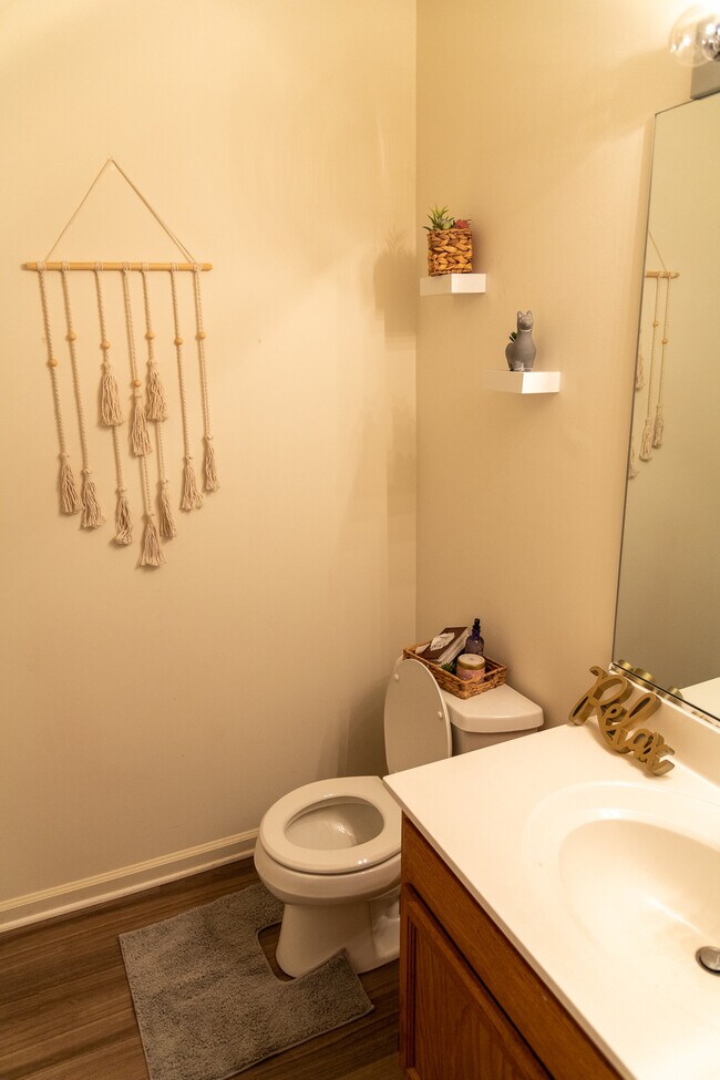 Building Photo - Chester Centre Apartments