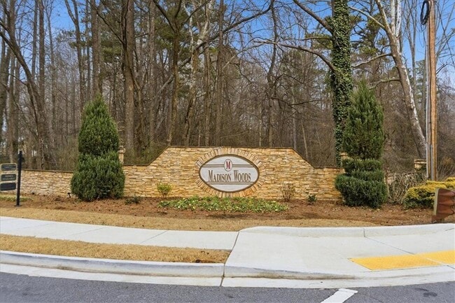 Building Photo - 4428 Madison Woods Dr NW