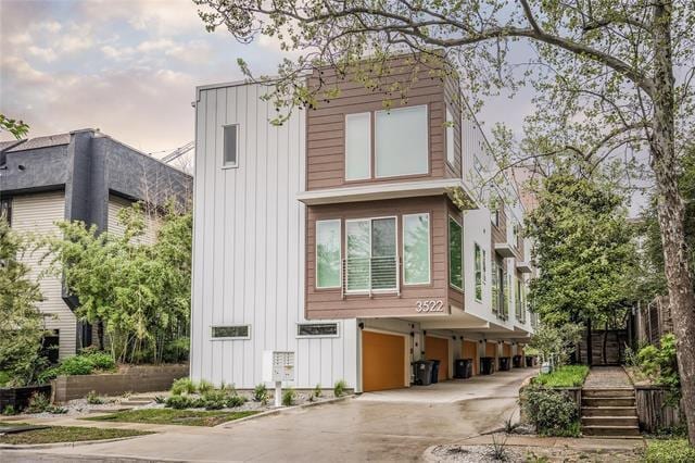 Primary Photo - 3522 Routh St