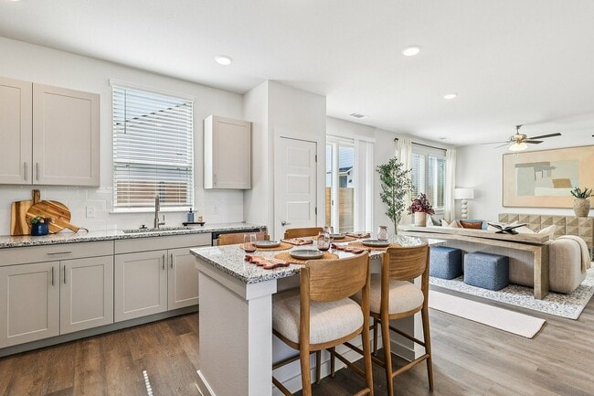 Building Photo - YardHomes Trailside