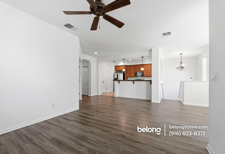 Building Photo - 2580 W El Camino Ave