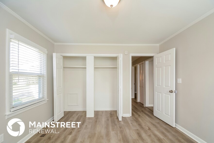 Building Photo - 112 Rand Cir