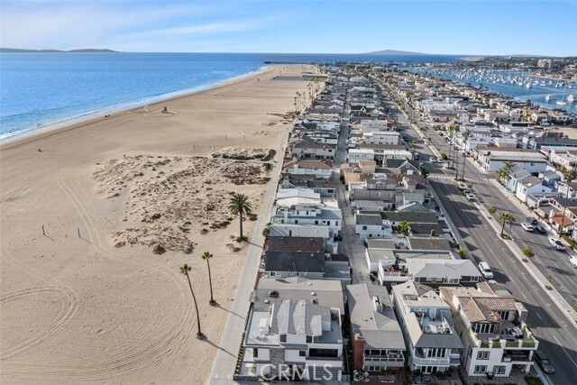 Building Photo - 808 W Oceanfront