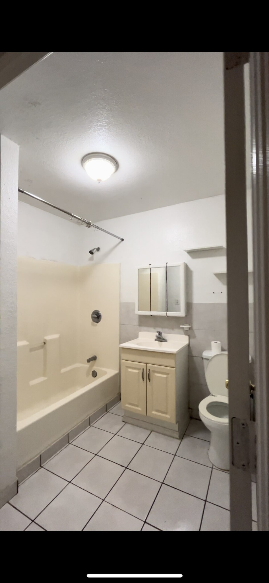 Building Photo - 12388 Campo Bello Dr