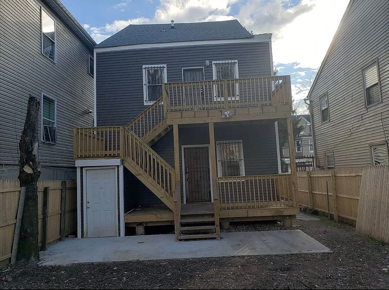 Building Photo - 171 Godwin Ave
