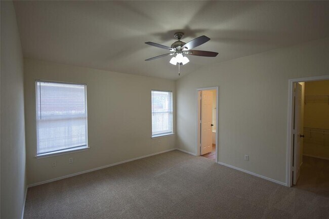 Building Photo - 3575 Rock Shelf Ln