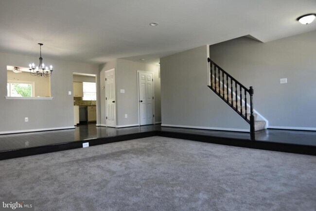 Building Photo - 20180 Hardwood Terrace