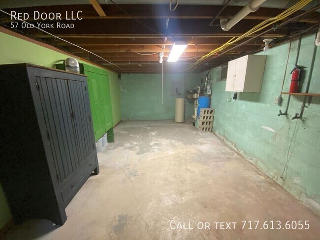 Building Photo - 57 Old York Rd