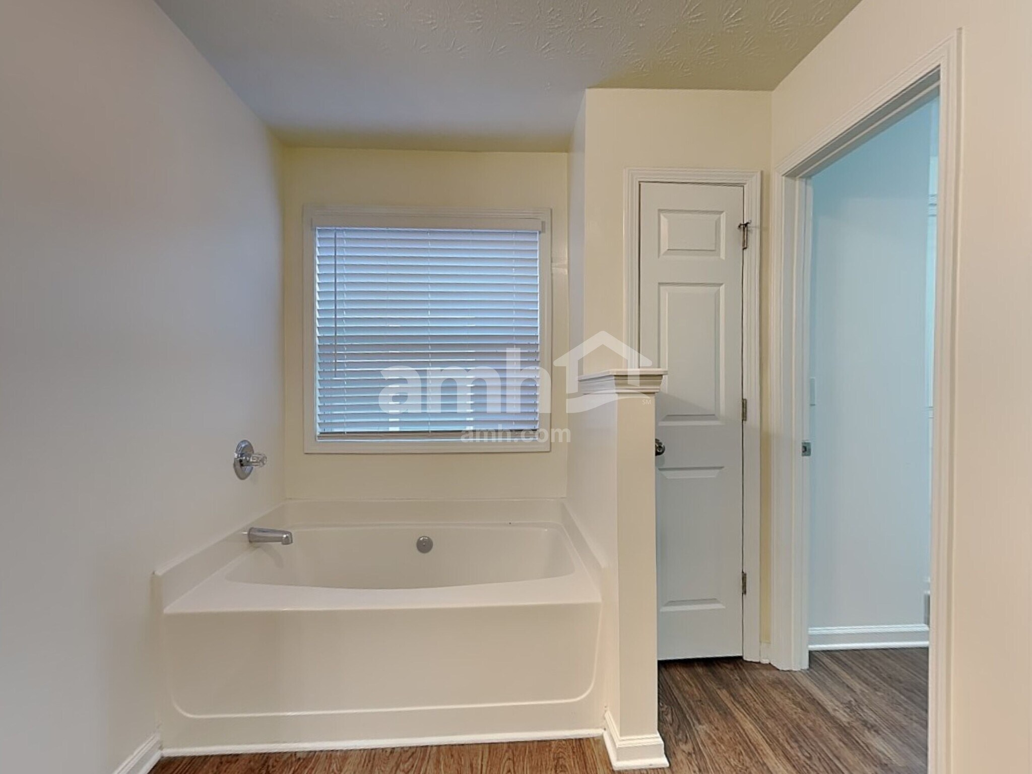 Building Photo - 3917 Abernathy Farm Way