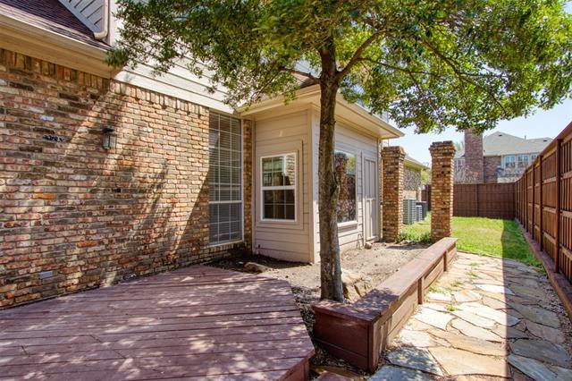 Building Photo - 4564 Hitching Post Ln