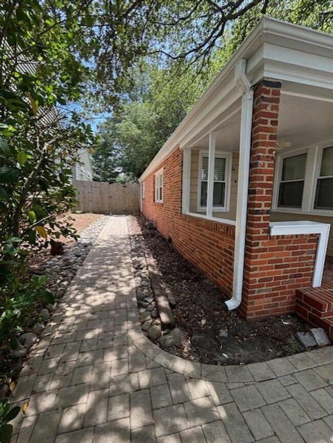 Building Photo - Cape Story by the Sea