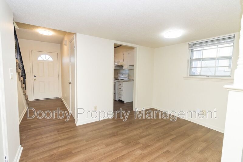 Building Photo - 5206 Sunbeam Ave