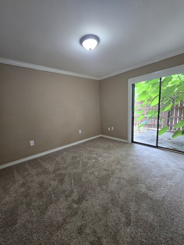 Building Photo - 1822 Northwood Ct