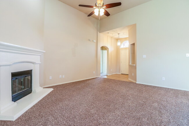 Building Photo - 12817 Dorset Dr
