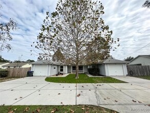 Building Photo - 2131 N Pinecone Ave