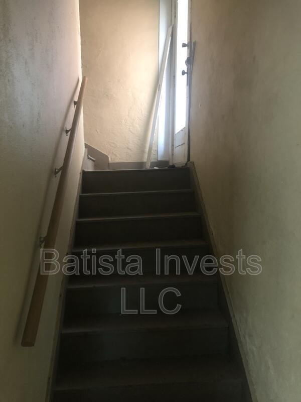 Building Photo - 821 E McCarty St