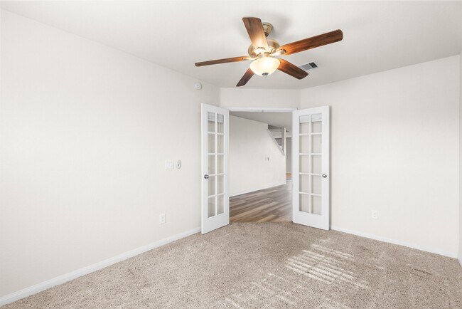 Building Photo - 15406 Grand Sage Dr