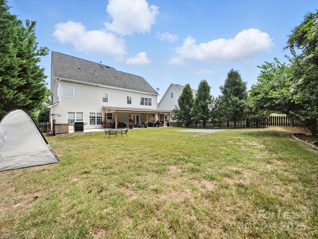 Building Photo - 10219 Trailmoor Rd