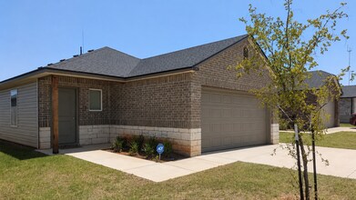 Building Photo - Energy-Efficient Living with Solar Panels and Open Concept Design