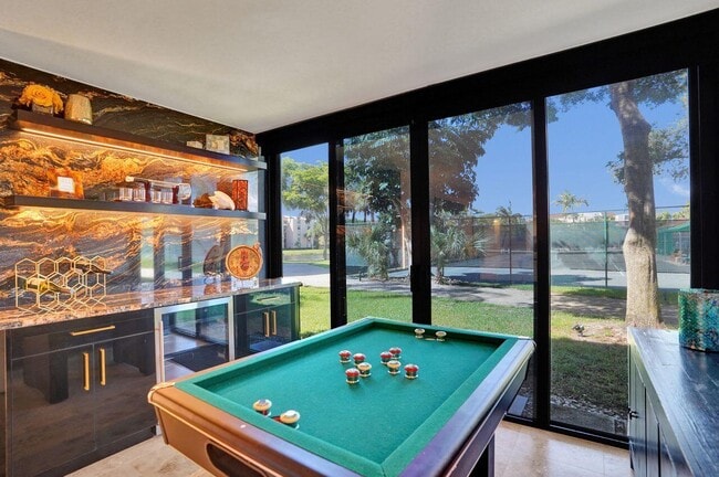 Building Photo - 755 Dotterel Rd