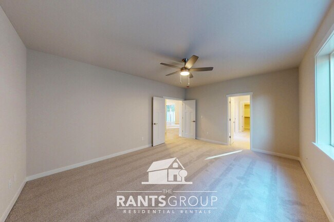 Building Photo - Brand New Home! Beautiful Steilacoom Ridge Home! Easy freeway access!