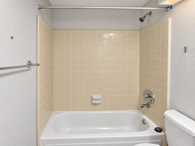 Building Photo - 4044 S Carson St