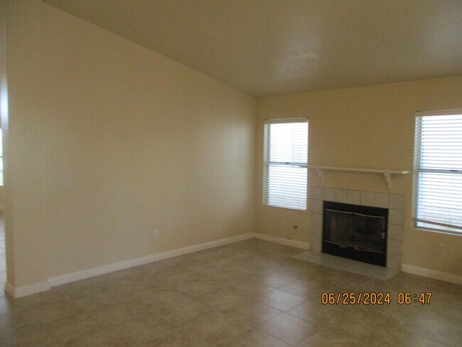 Building Photo - 8216 Grassy Point Cir