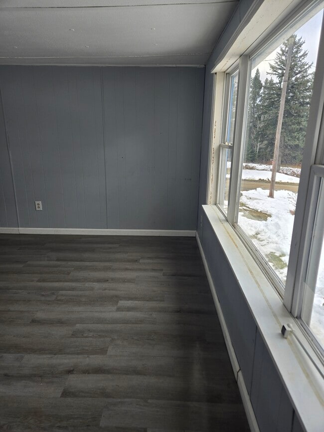 Building Photo - 435 Parsons Rd