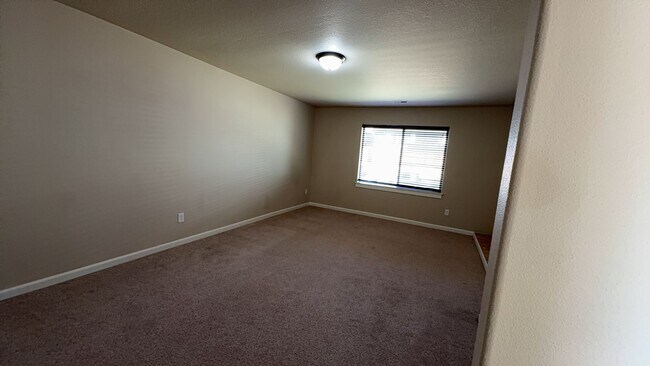 Building Photo - 5363 Kali St SE