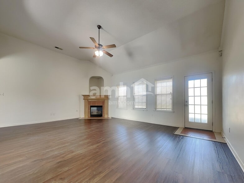 Building Photo - 154 Tanner Cv