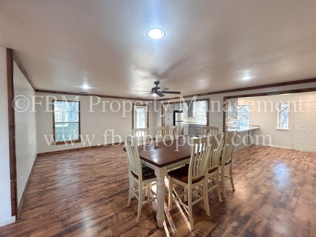 Building Photo - 1170 Lumkins Rd