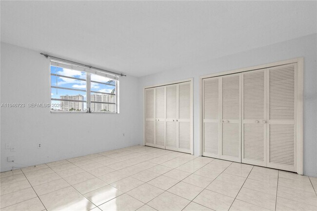 Building Photo - 3030 Marcos Dr