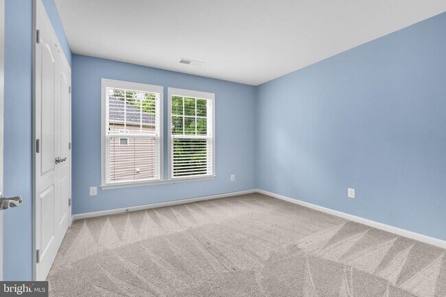 Building Photo - 40578 Sculpin Ct