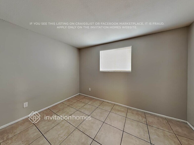 Building Photo - 1146 E Hatcher Rd