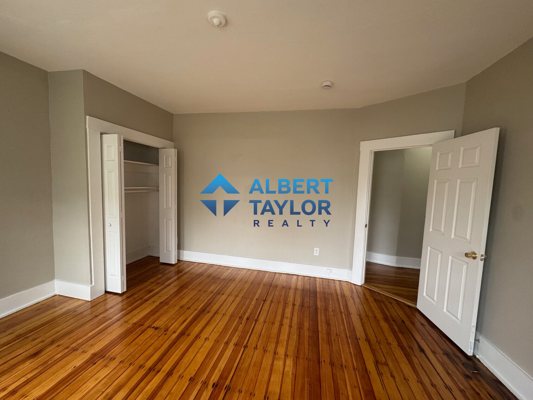 Building Photo - 6 Bowdoin Park