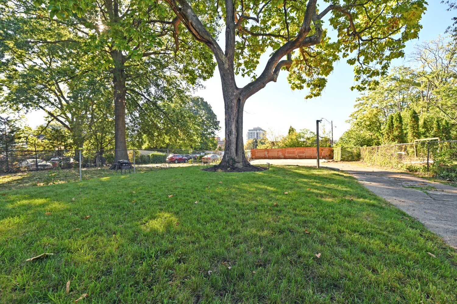 Building Photo - 1415 Locust St