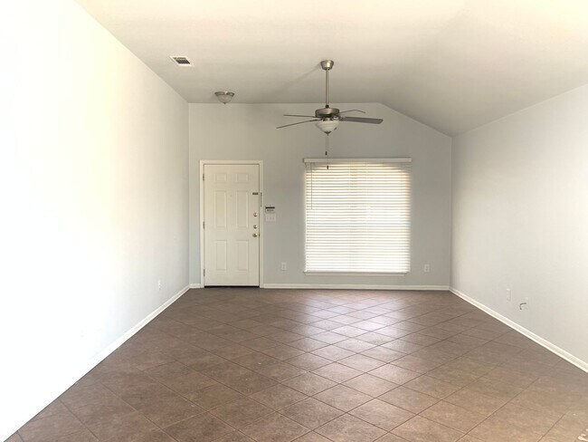Building Photo - 4611 Hitchrock Dr