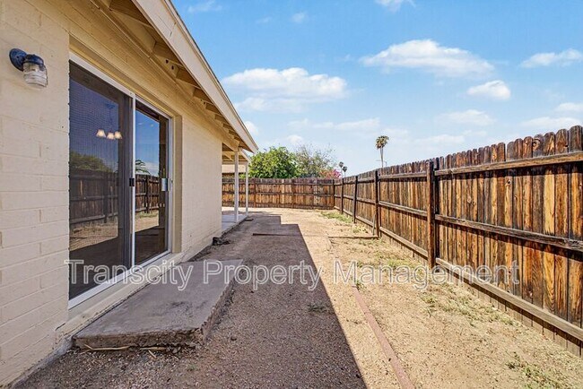 Building Photo - 12224 N 26th St